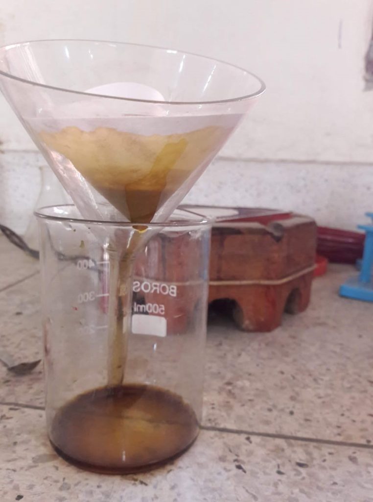 extraction of filtrate for quantita-tive analysis
